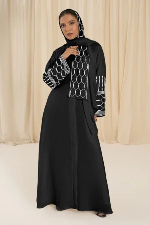 عباية هايف بيرل - أسود